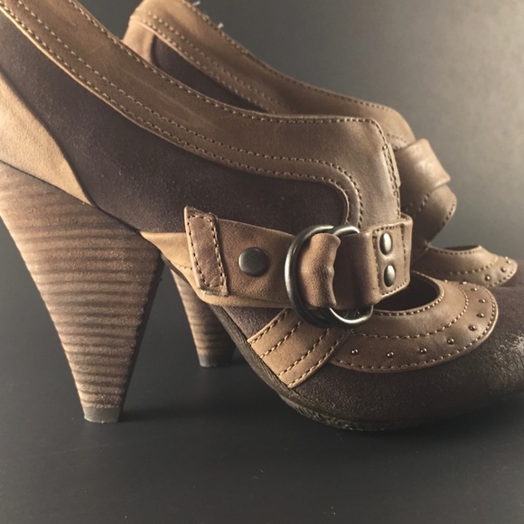 Saks Fifth In-House Brand Shoes Size 8 Womens - Picture 4 of 8